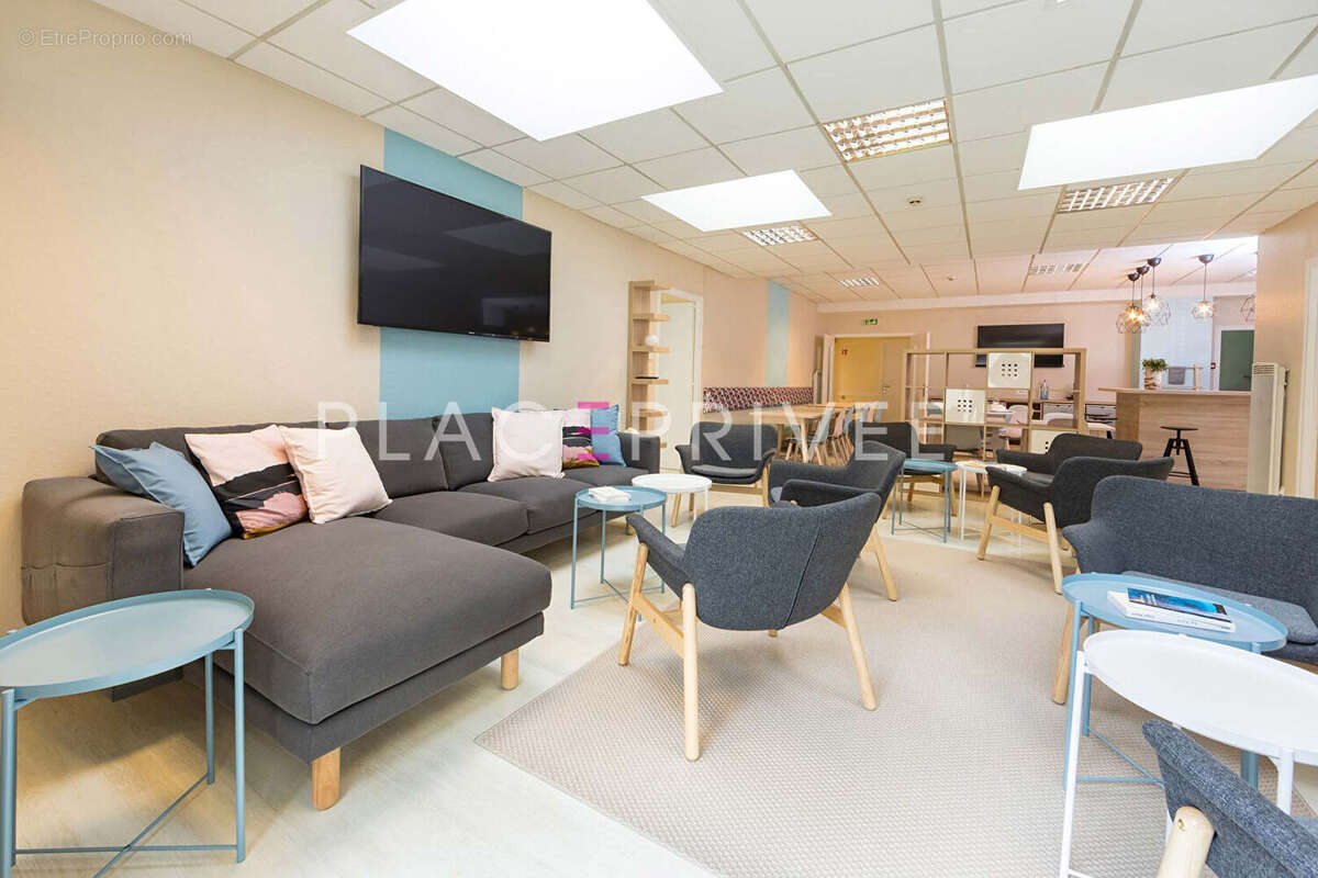 Ensemble immobilier - photo 8