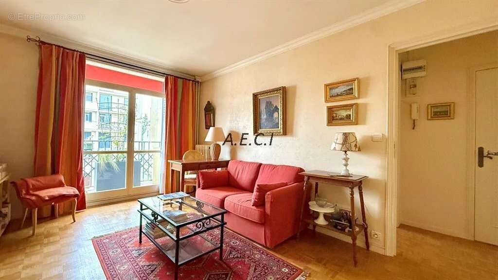 Appartement à ASNIERES-SUR-SEINE