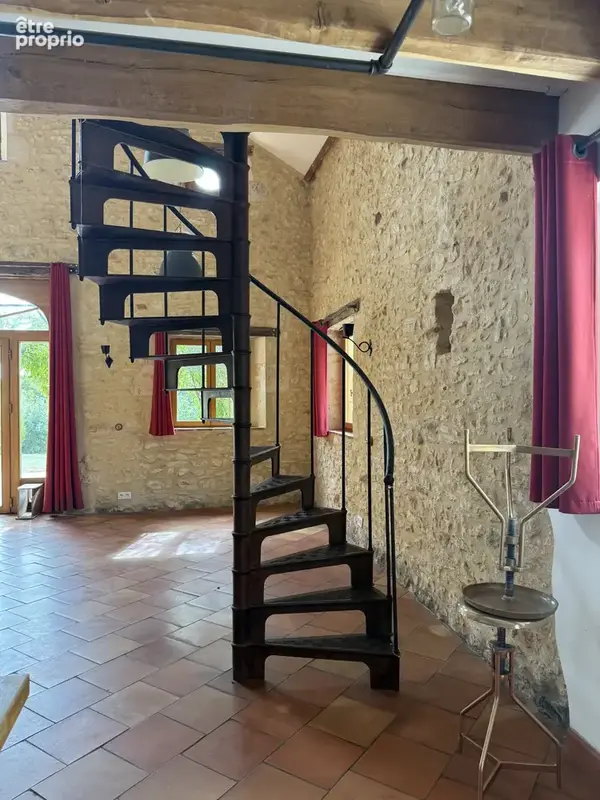 CUZORN, dans les côteaux, bel ensemble immobilier en pierre,  à quelques kilomètres de FUMEL et de ses commerc - photo 9