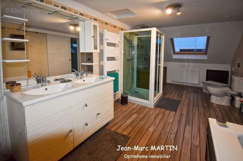 Maison à LA CHAPELLE-D&#039;ARMENTIERES