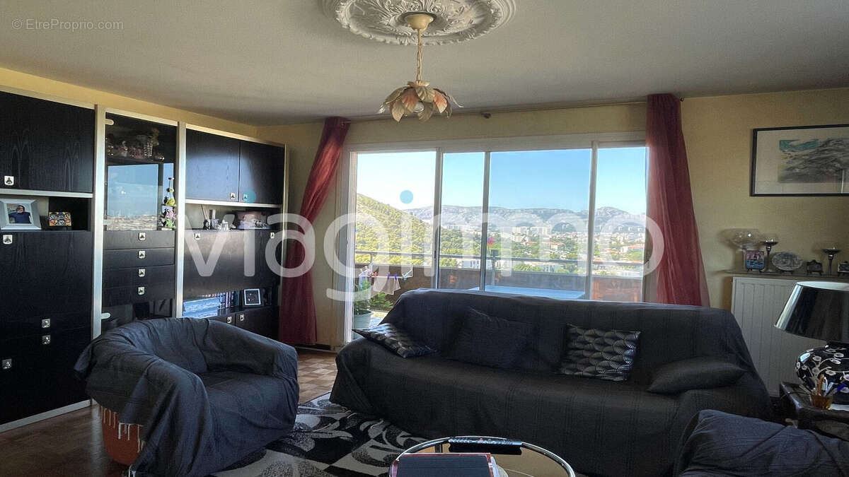 Appartement à MARSEILLE-10E