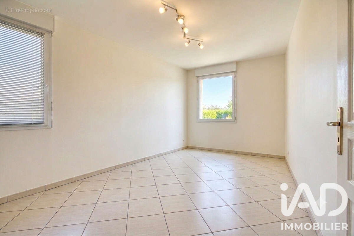 Photo 7 - Appartement à VILLIERS-LE-BEL