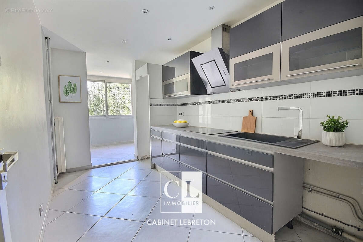 Appartement à MARSEILLE-10E