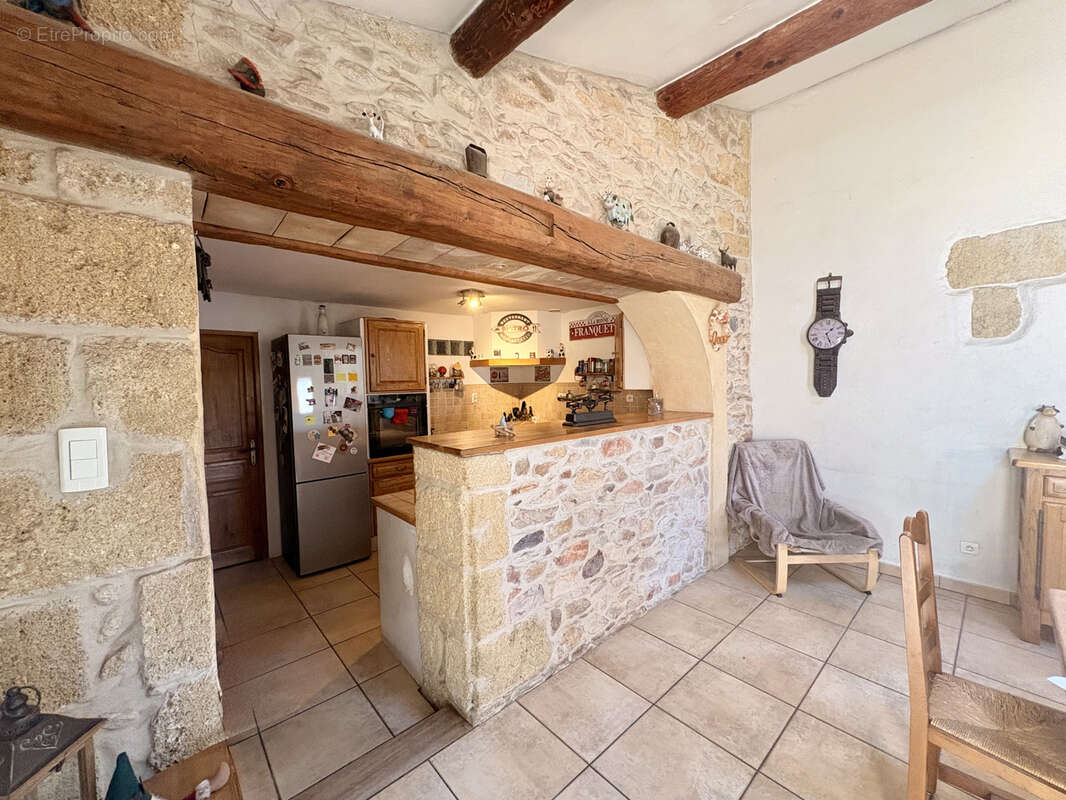 Maison à VERGEZE