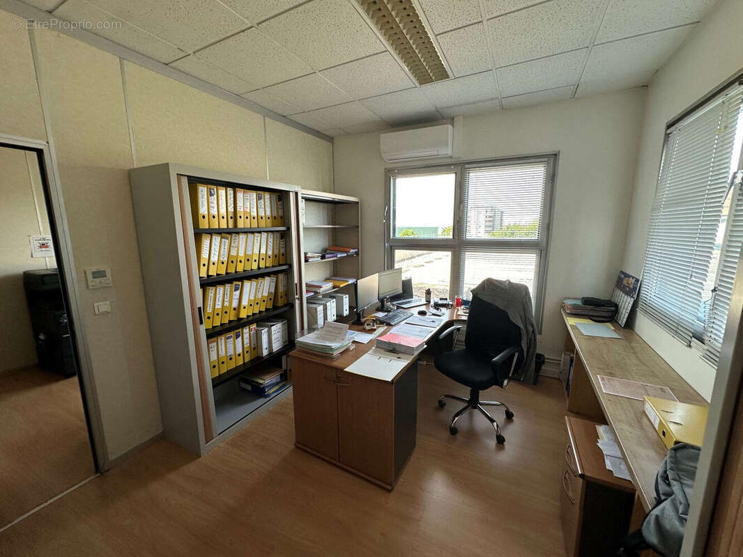 Commerce à VILLIERS-SUR-MARNE