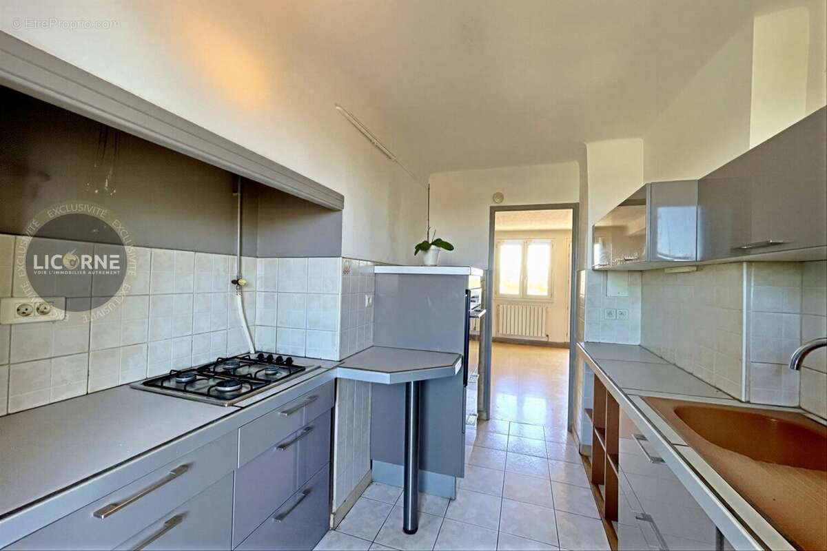 Cuisine - Appartement à MARSEILLE-11E