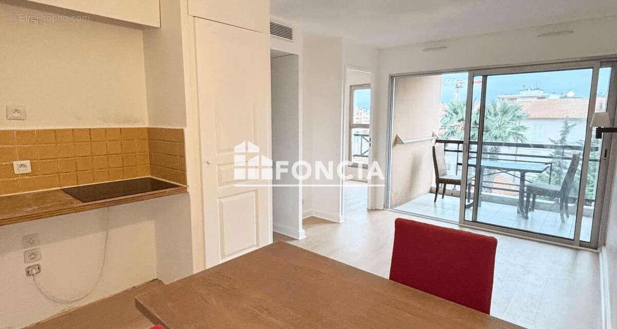 Appartement à CANNES