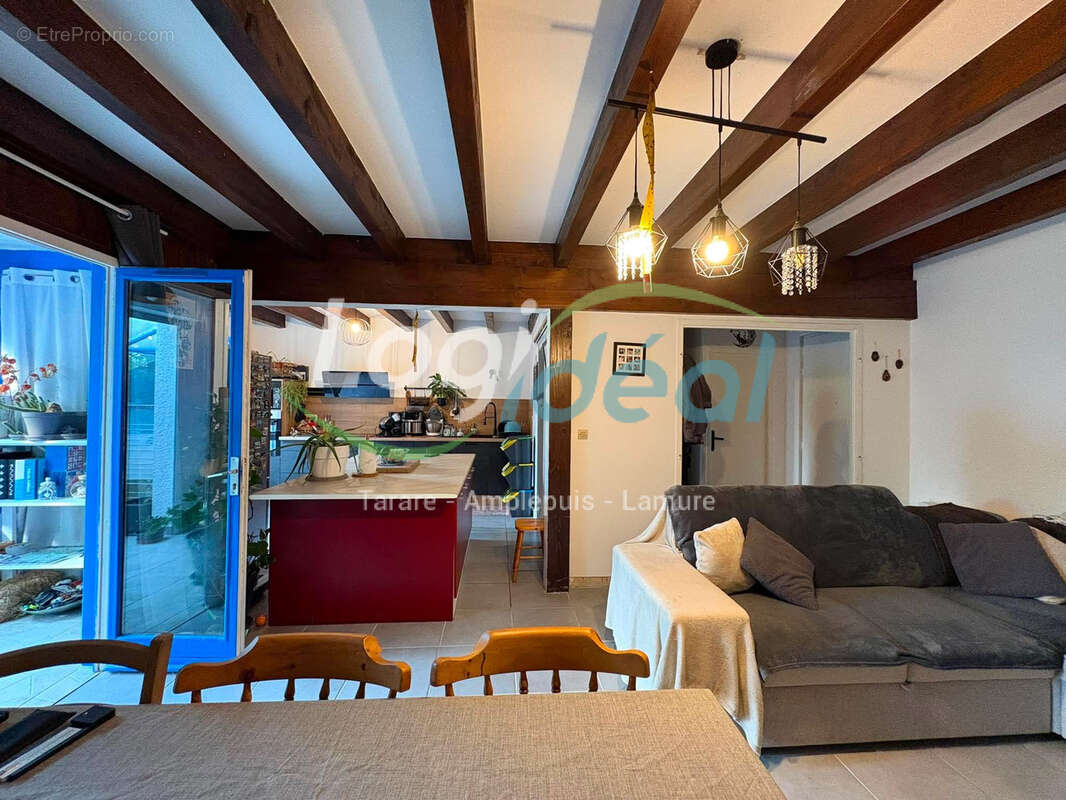 Maison 3 chambres en bon état avec garage et terrain. - photo 10