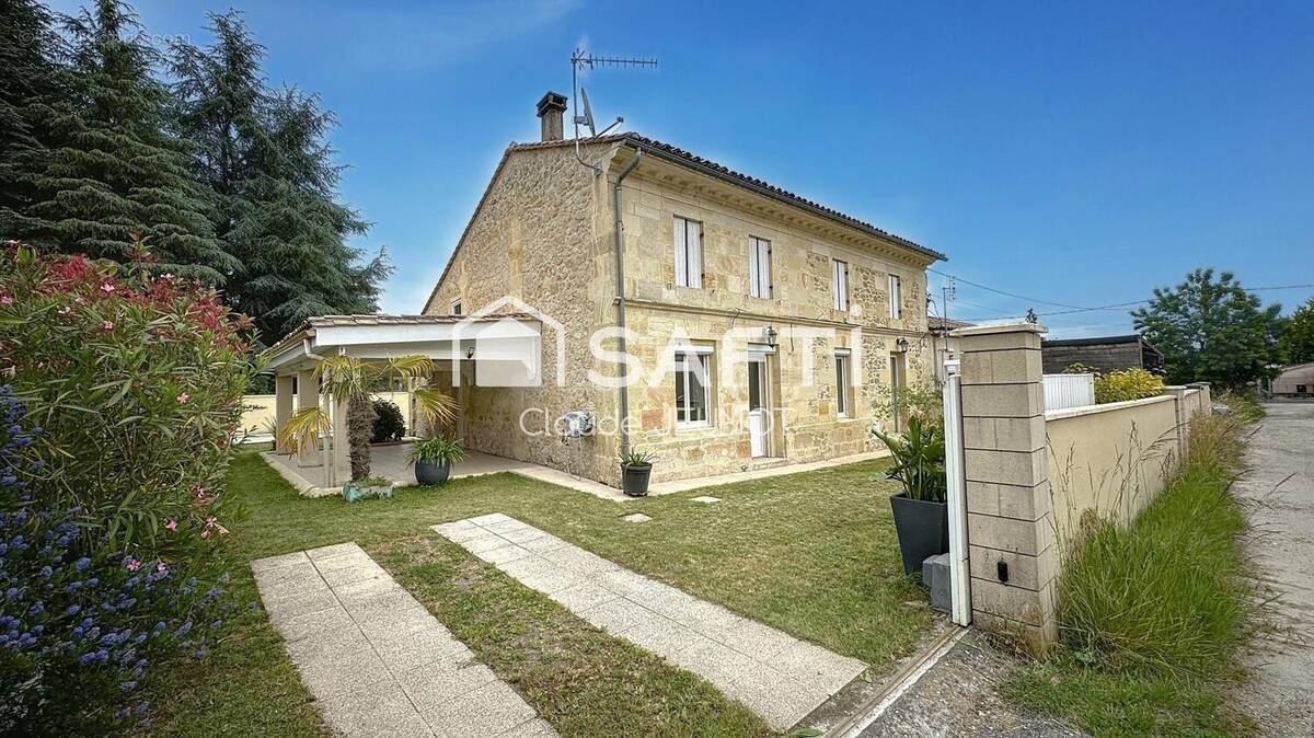 Photo 1 - Maison à SAINT-YZAN-DE-SOUDIAC