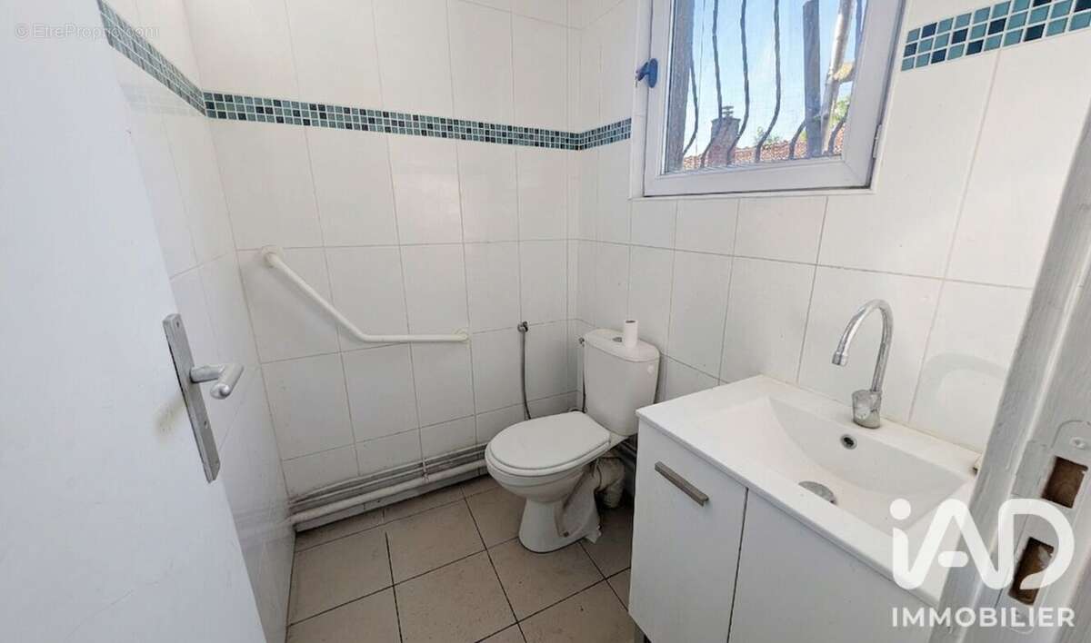 Appartement 274 m² à Clichy-Sous-Bois  - photo 4