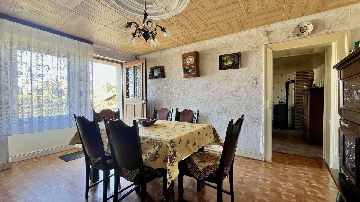 Maison à BOUZONVILLE