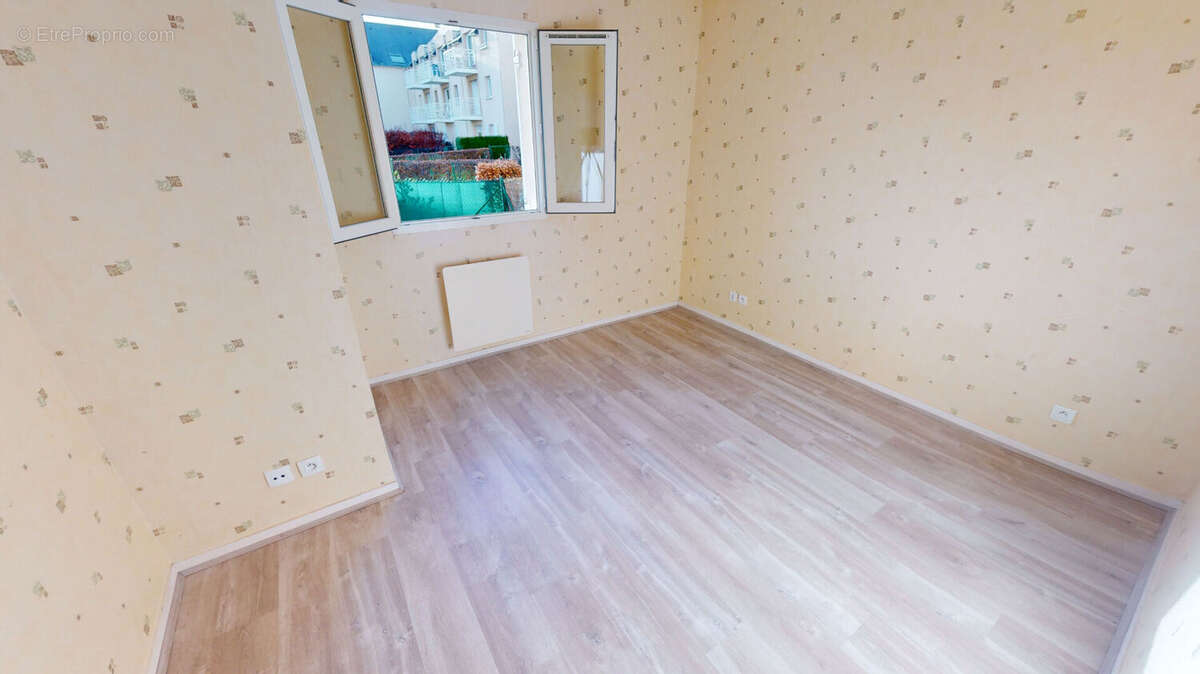 Appartement à PORT-EN-BESSIN-HUPPAIN