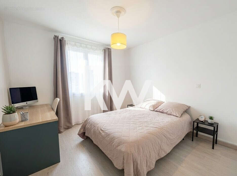 Appartement 83 m² à Saint-Etienne  - photo 7