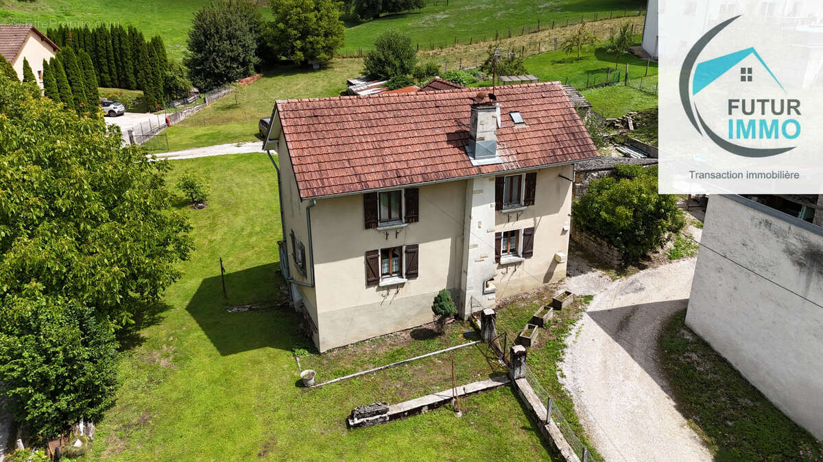 Maison à VILLARS-SOUS-ECOT