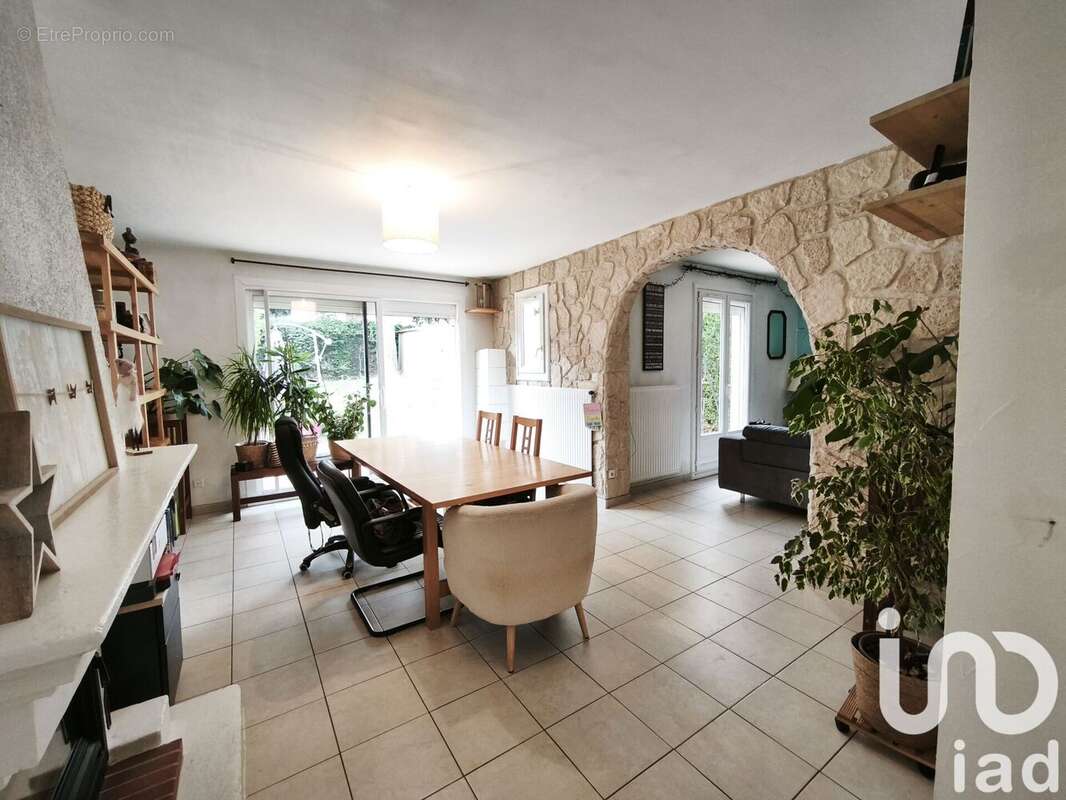 Photo 4 - Maison à LE PLESSIS-BELLEVILLE