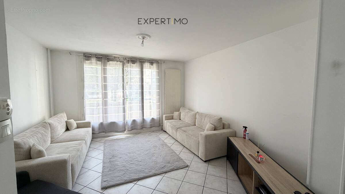 Appartement à SEYSSINET-PARISET