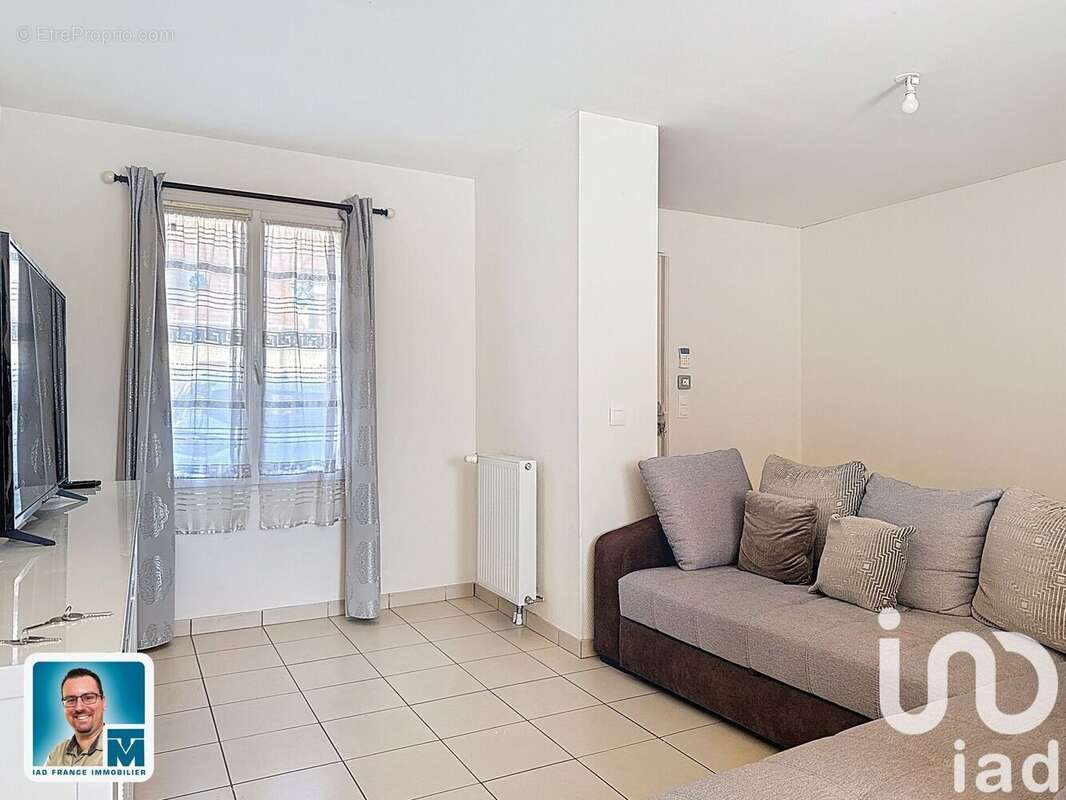 Maison 75 m² à Aunay-Sous-Crecy  - photo 7