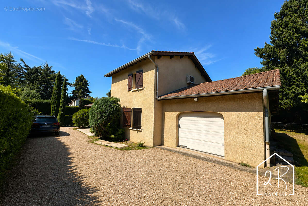 Villa de 160 m2 habitables sur un terrain de 1090 m2 - photo 5