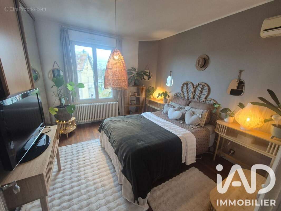 Photo 7 - Maison à ROMILLY-SUR-SEINE