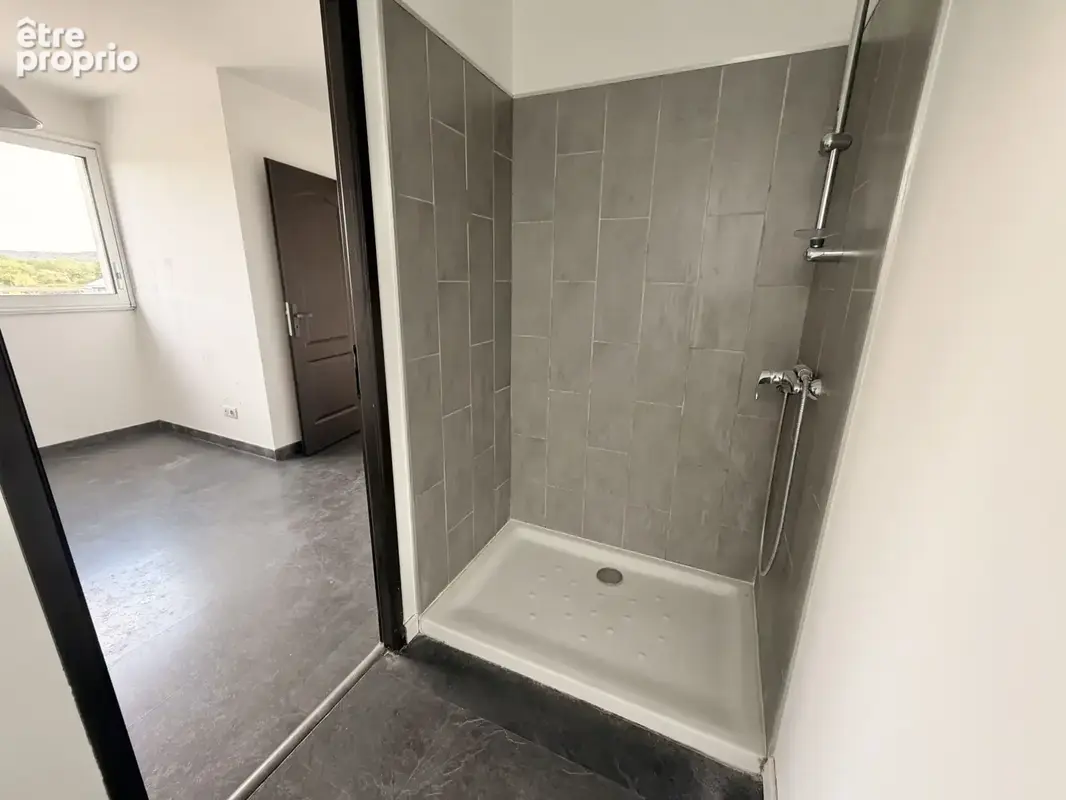 Pavillon indépendant - 5 pièces - 94.45m2 - photo 9
