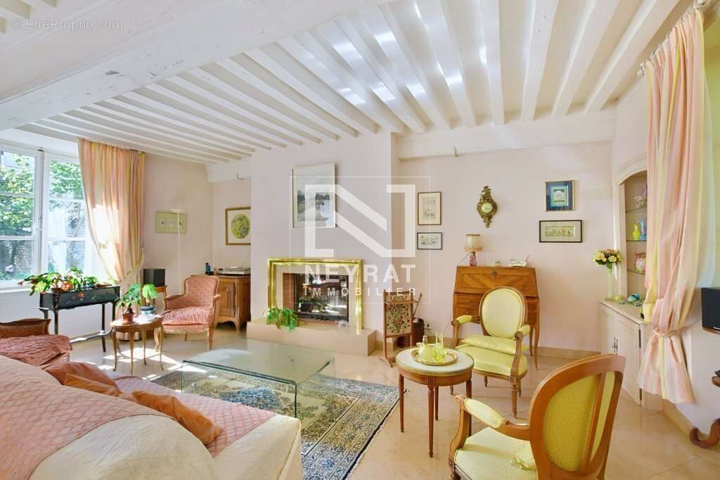 Maison à MERCUREY