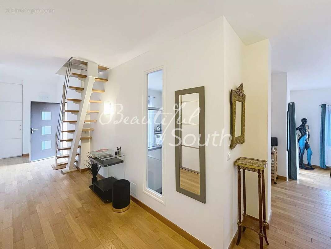 Maison à MONTESQUIEU-DES-ALBERES