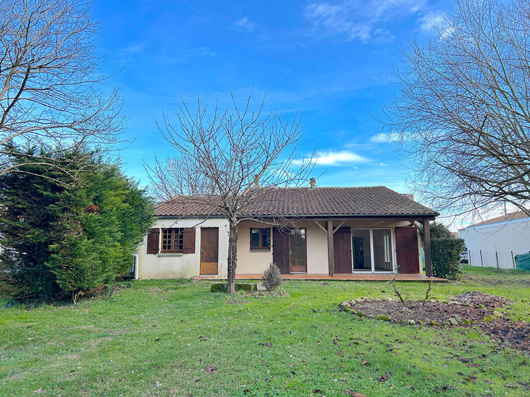 Maison à CORME-ECLUSE