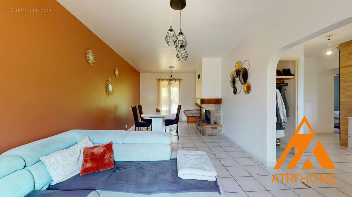 Maison 135 m² à Vezac  - photo 7