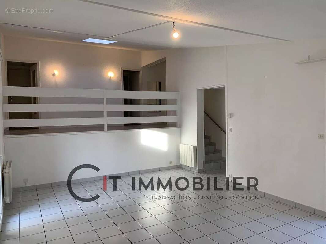 Maison à LA TOUR-DU-PIN