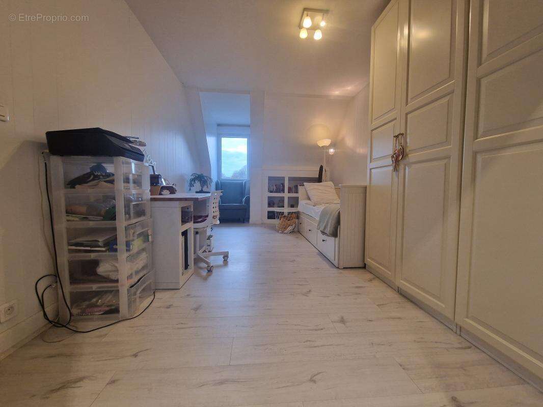 Maison à VAIRES-SUR-MARNE