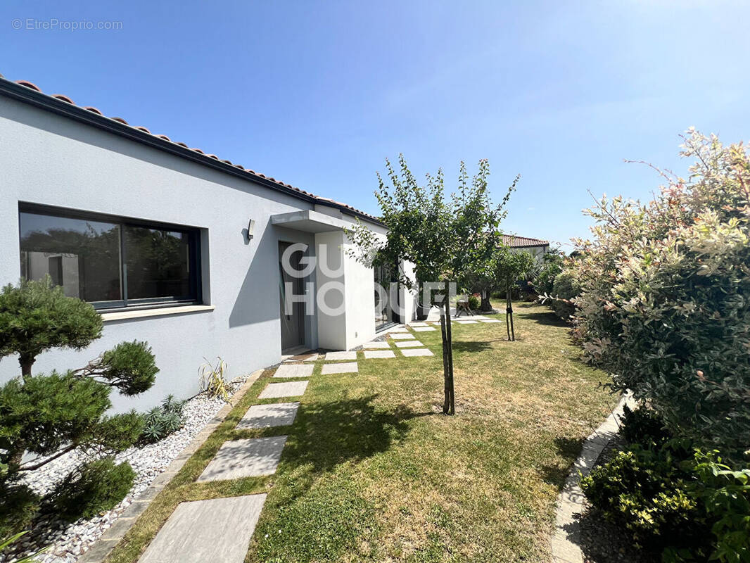 Maison 4 pièces 110 m² · à Saint-Hilaire-de-Riez · 110 m² · 339 900 €