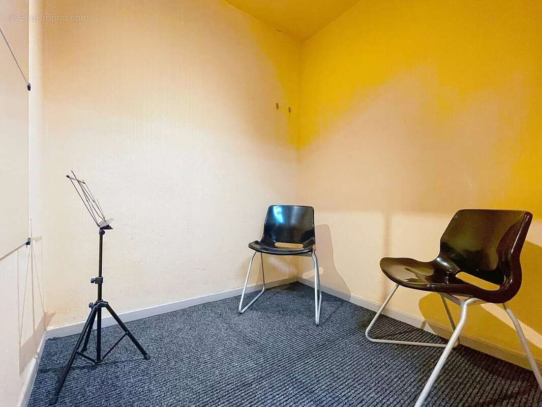 Commerce à MARSEILLE-12E