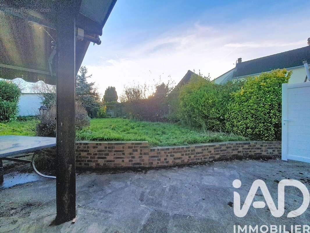 Photo 7 - Maison à VER-SUR-LAUNETTE