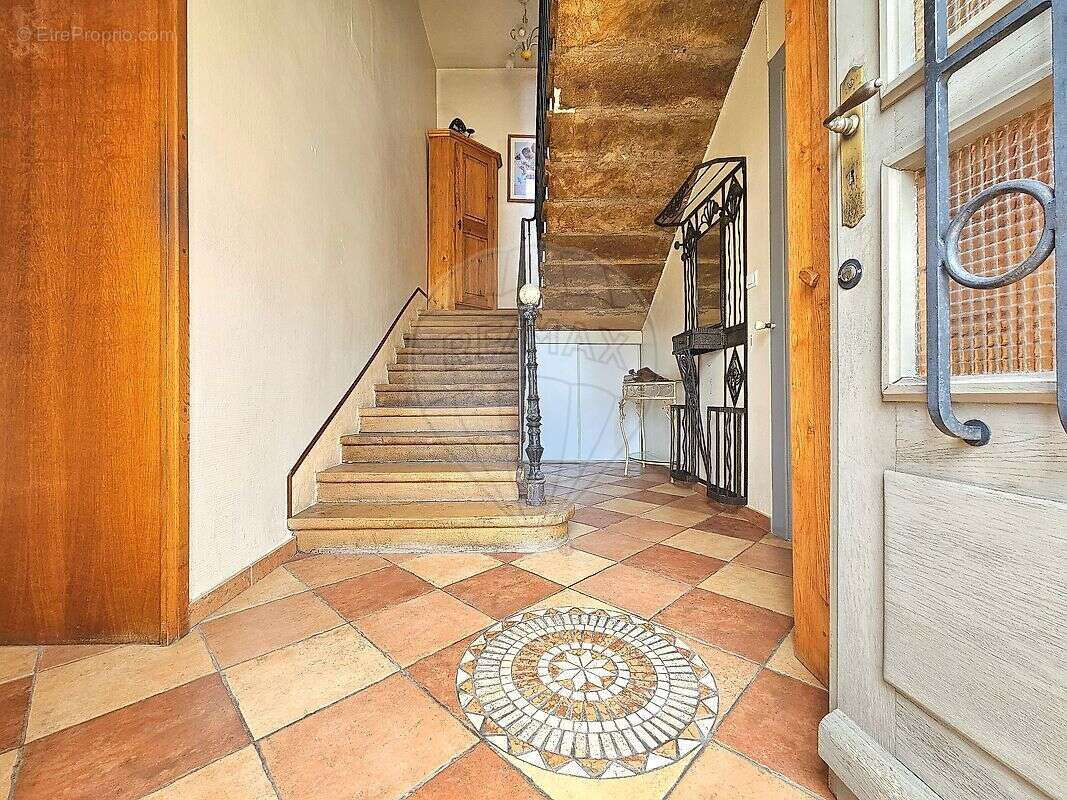 Maison à VILLEFRANCHE-SUR-SAONE