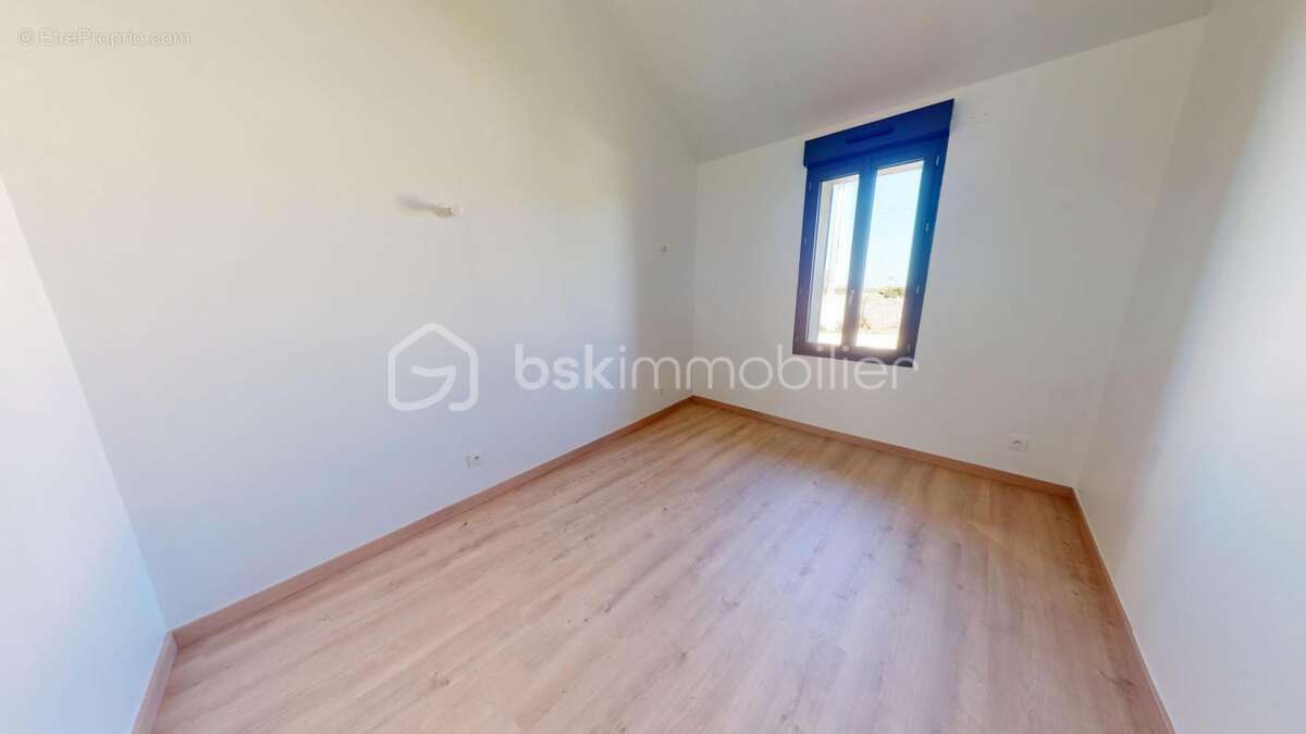 Maison à BARBEZIEUX-SAINT-HILAIRE