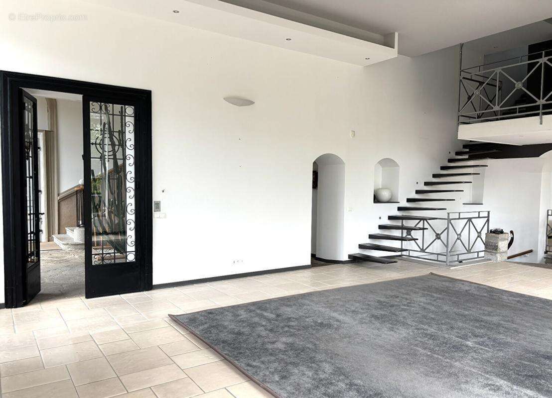 Appartement à LA TALAUDIERE