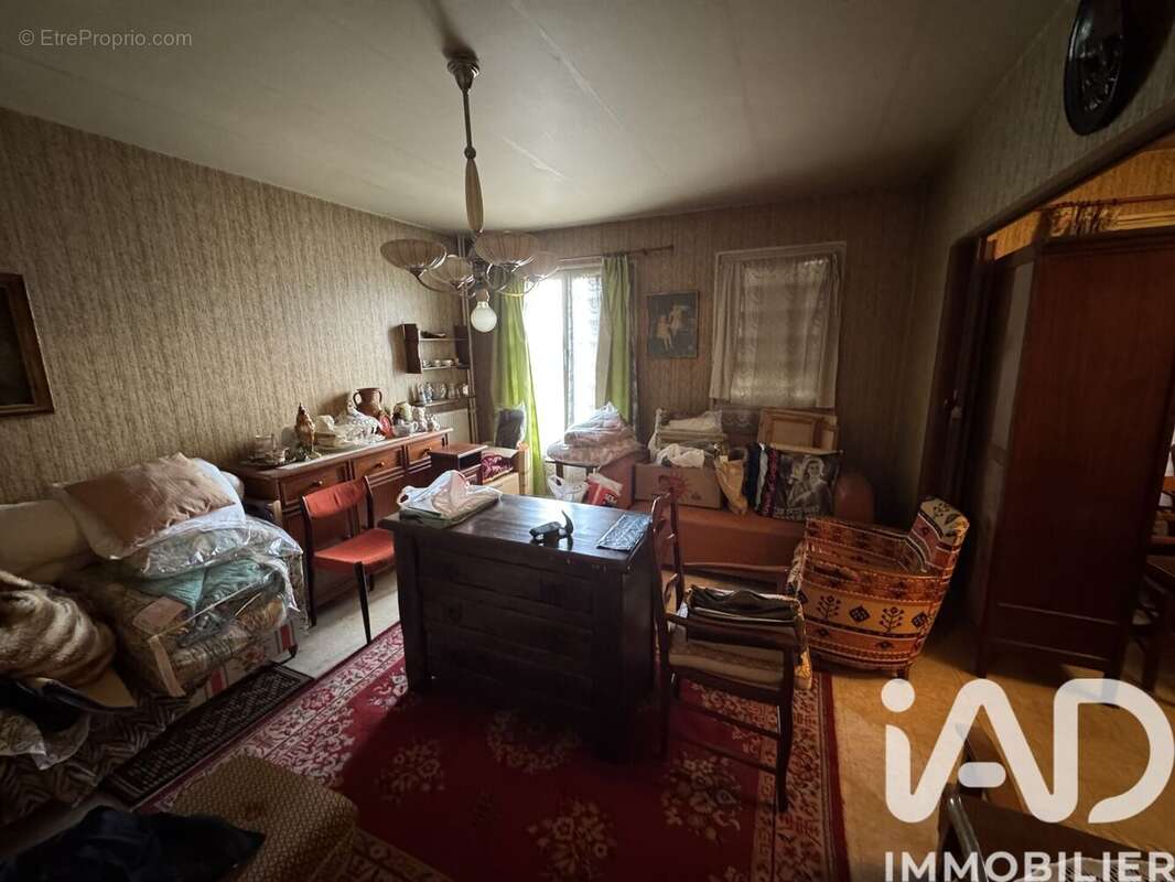 Photo 2 - Appartement à FLEURY-LES-AUBRAIS