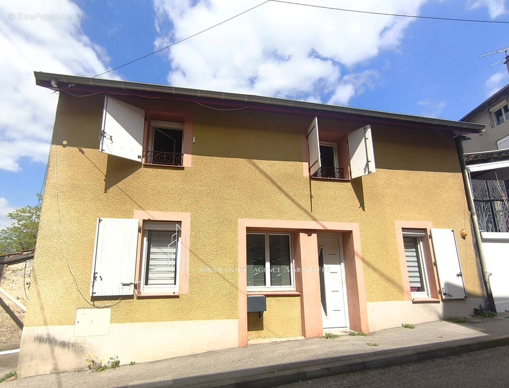 Maison à BOURG-DE-PEAGE