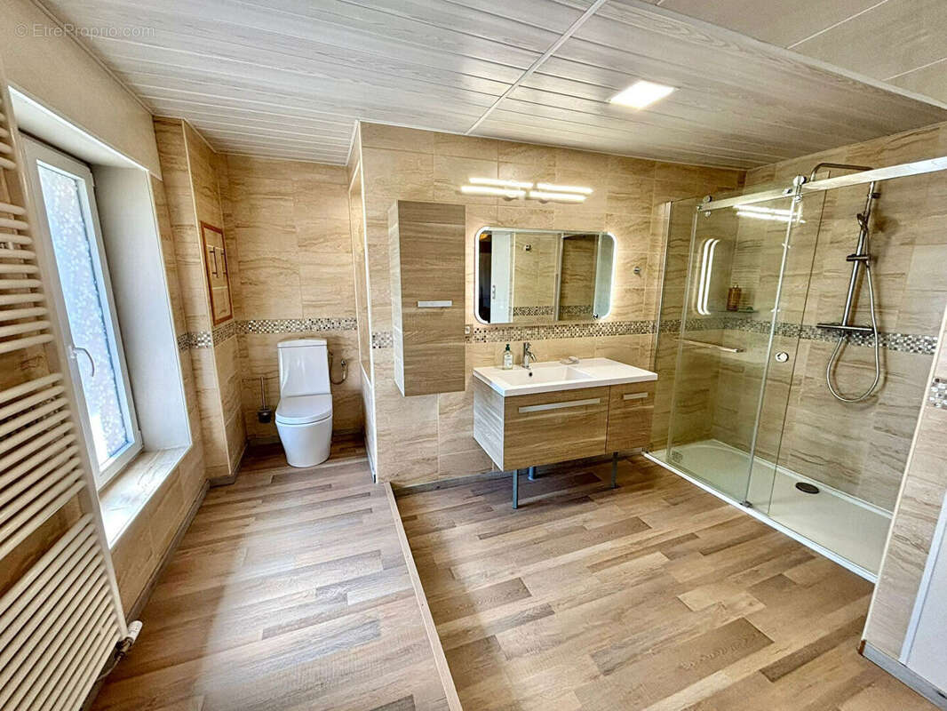 Maison à SAINT-MARTIN-D'ESTREAUX