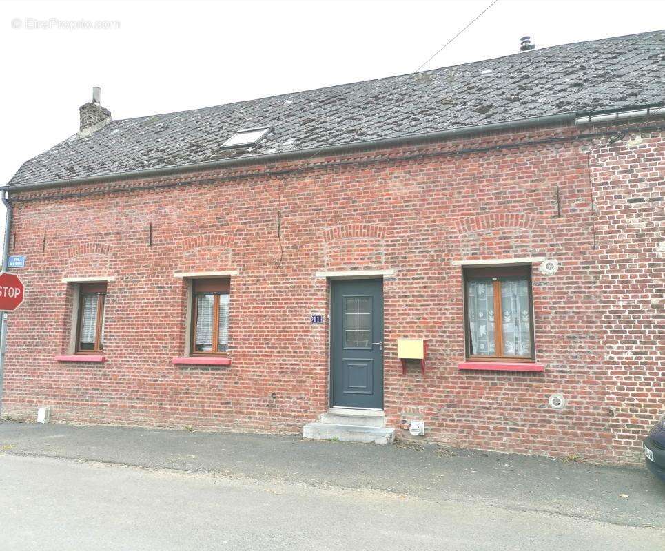 Maison à BECQUIGNY