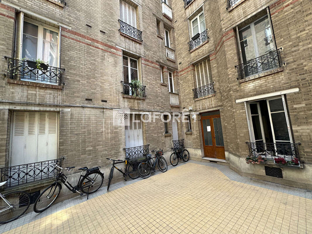 Appartement à PARIS-18E