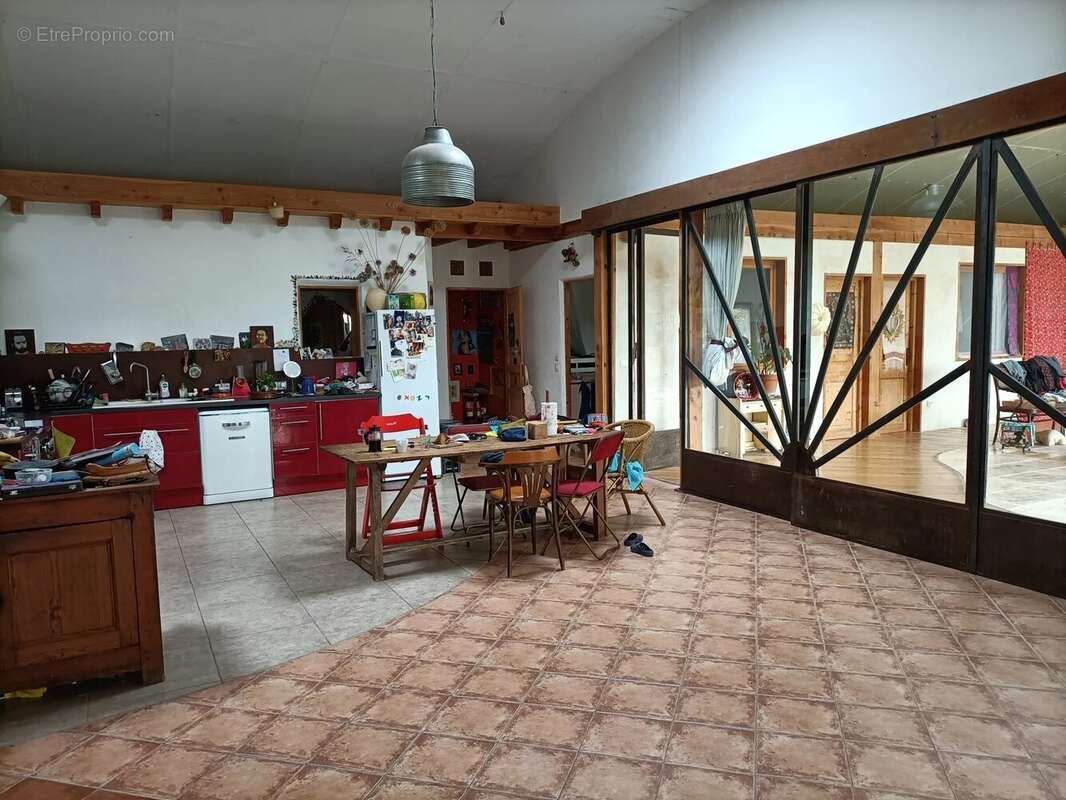 Maison à SAINT-BAUZELY