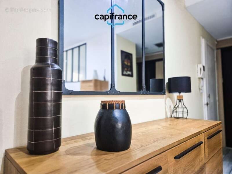 Appartement à MARSEILLE-5E