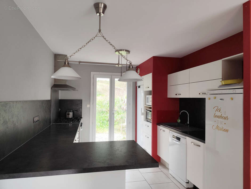 Maison à LISSAC-SUR-COUZE