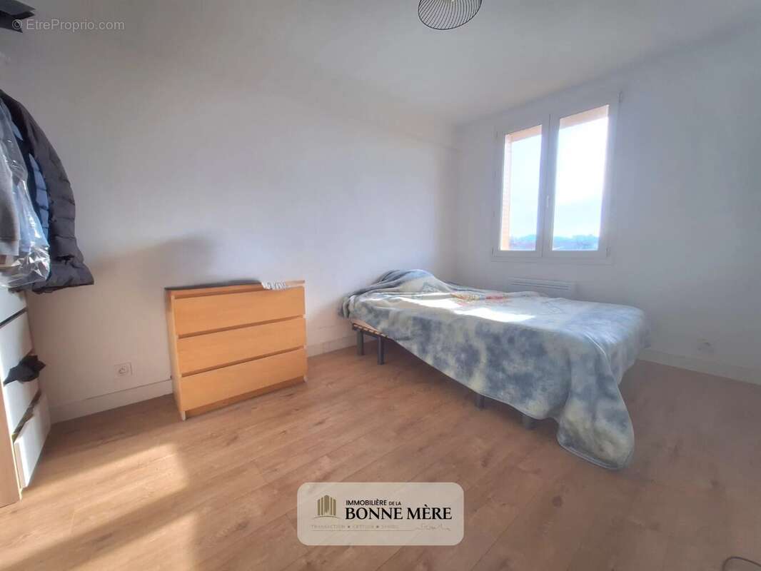 Appartement à MARSEILLE-14E