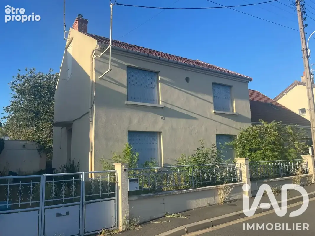Photo 1 - Maison à MONTLUCON