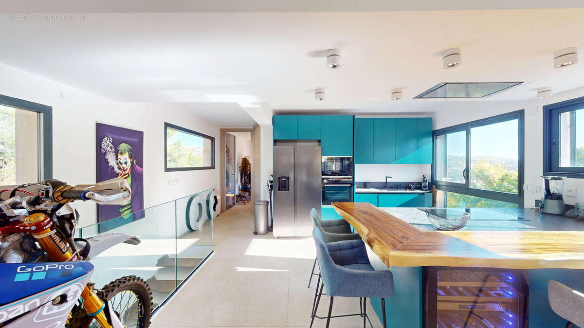 Maison à CARRY-LE-ROUET