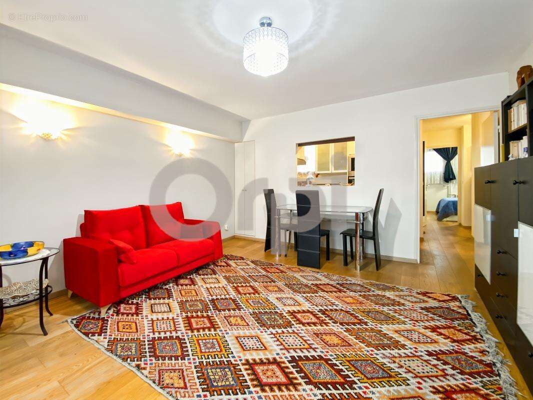 Appartement à PARIS-12E