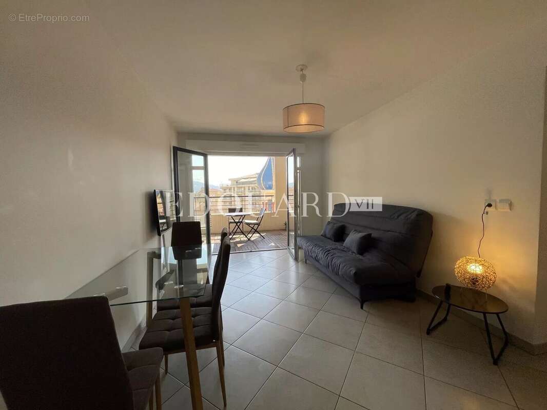 Appartement à MENTON