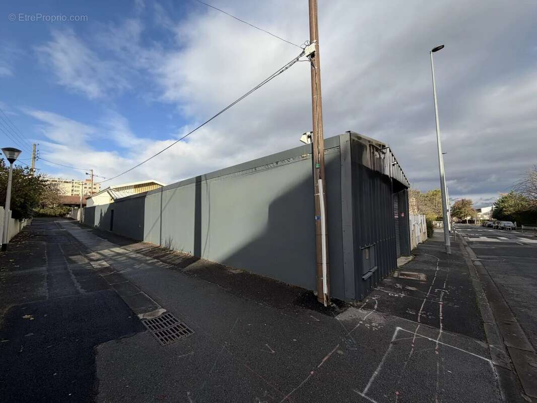 Commerce à CLERMONT-FERRAND